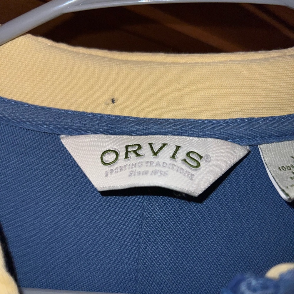 Orvis 3/4 zip up in blue no stains and kept in a non smoking home. Size XL
